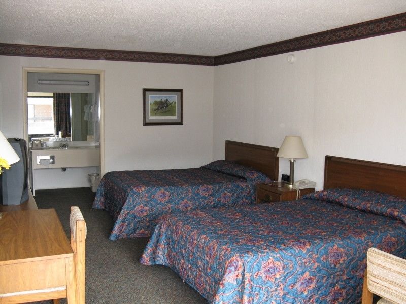 Walking Horse Lodge Lewisburg Chambre photo